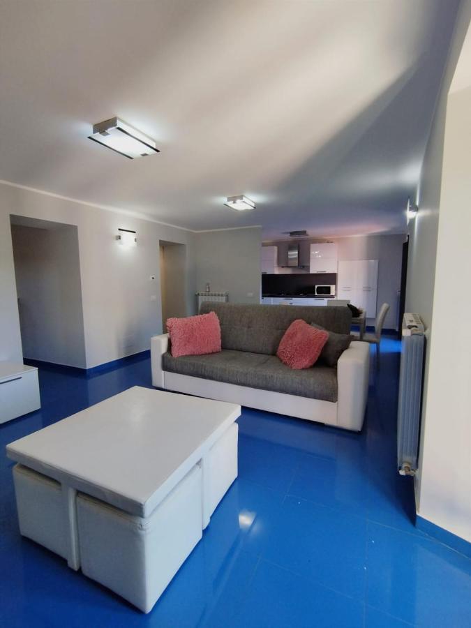 Casa Vacanza "Marinella" Sulmona Eksteriør billede